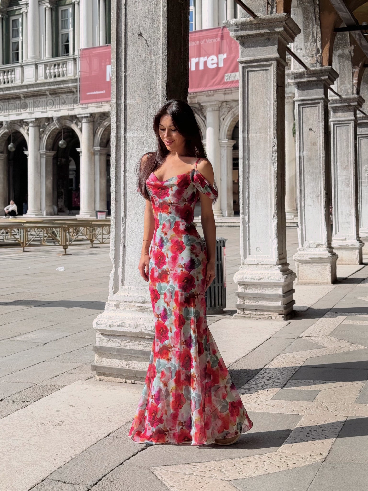 Dress Gina red flowers